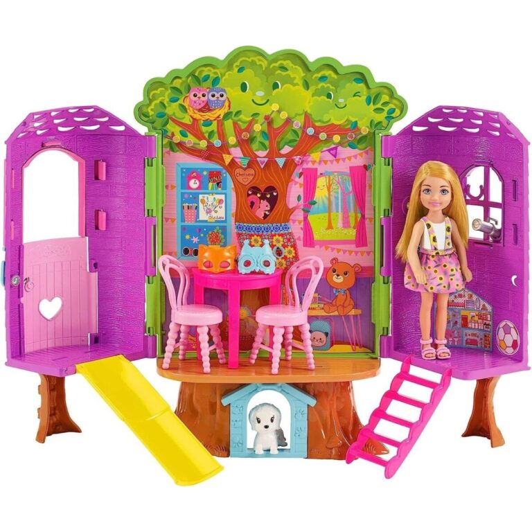 barbie chelseanin agac evi hpl70 452660.jpg