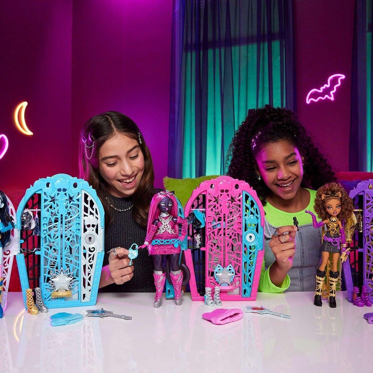 monster high skulltimate secrets series 6 asst 499683.jpg monster high skulltimate secrets series 6 asst 499683.jpg
