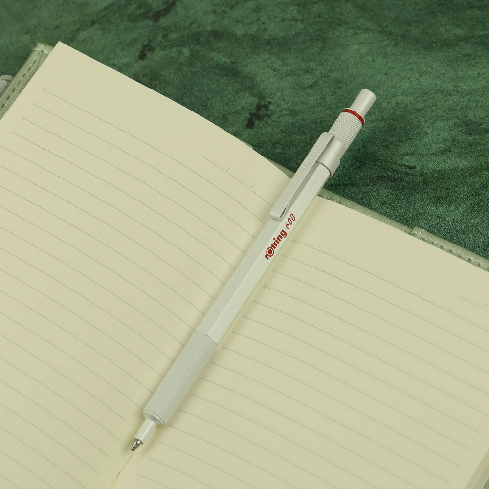 rotring tukenmez kalem inci beyaz 600 491350.jpg rotring tukenmez kalem inci beyaz 600 491350.jpg
